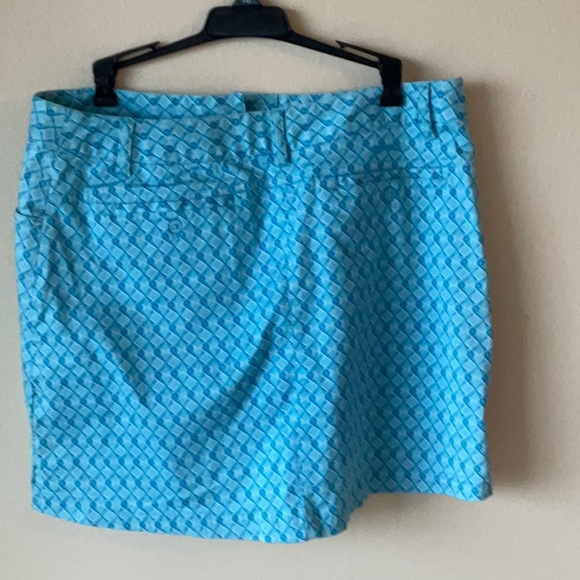 Skort - Picture 2 of 3